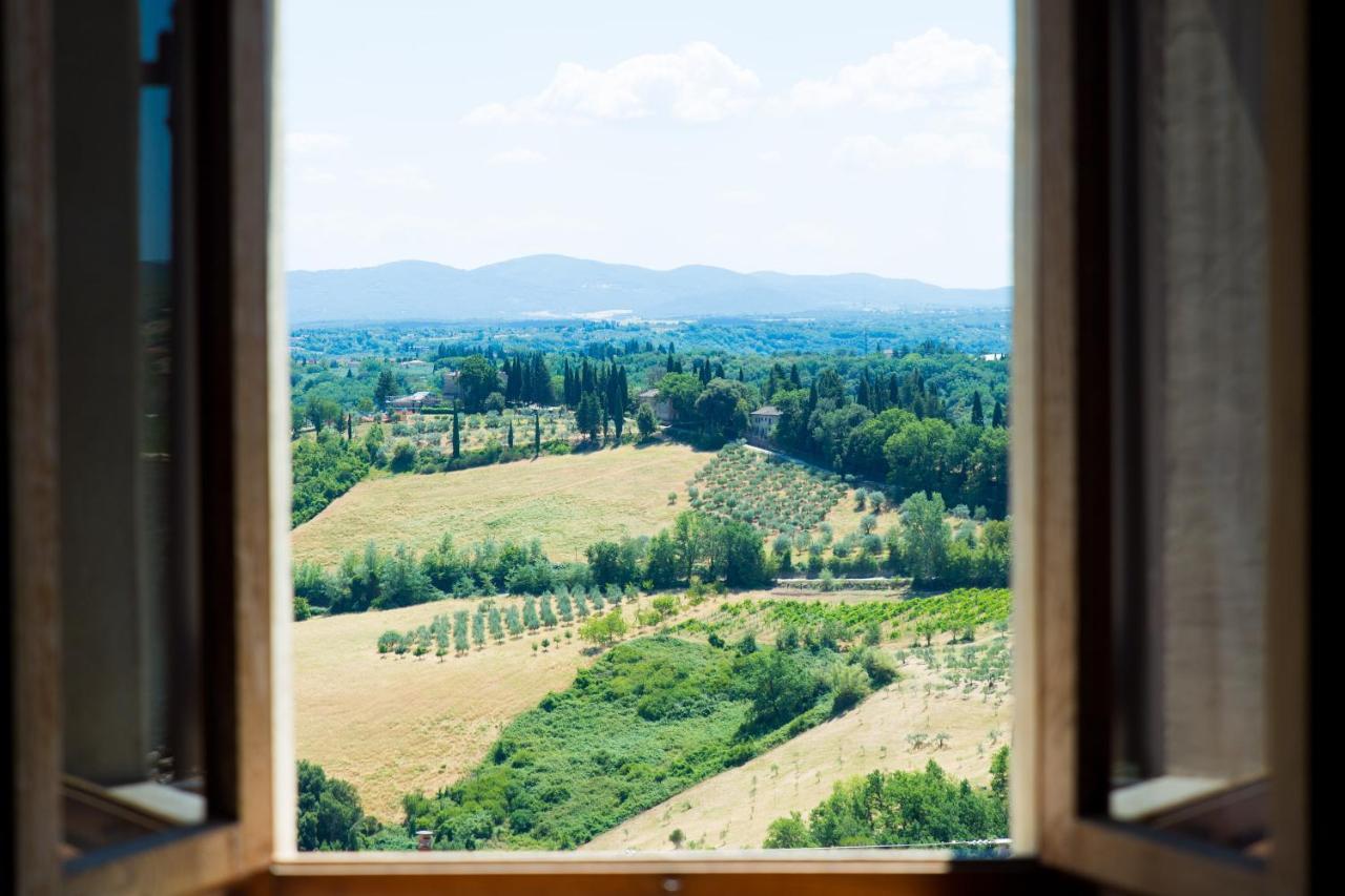 San Domenico Central Apt San Gimignano Exterior photo